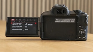 Canon EOS R10とEOS R50の動画性能を比較|4K/60p・クロップ・手ブレ補正の違い