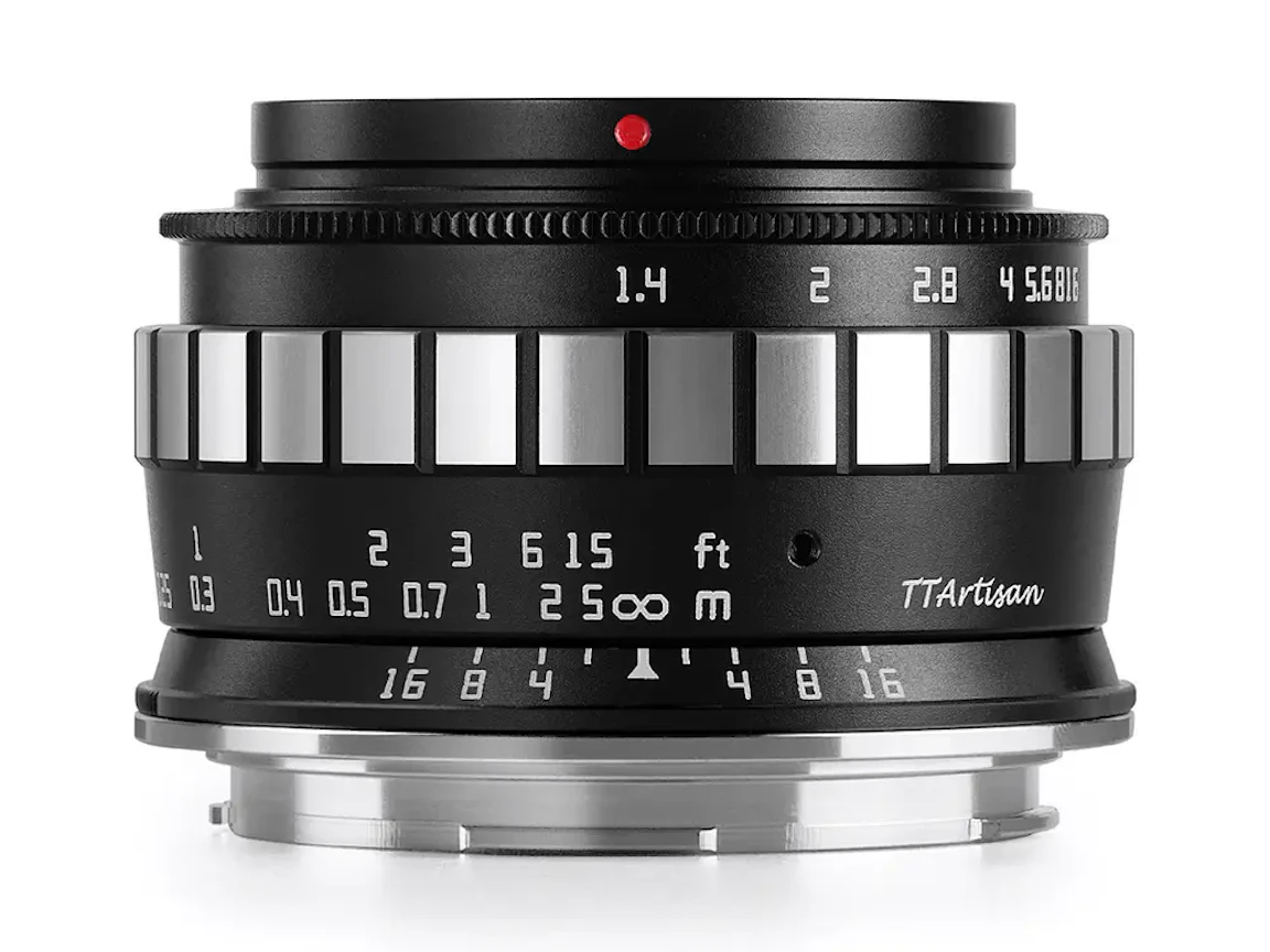 銘匠光学 TTArtisan 23mm f/1.4 C ライカL用 "ブラック"