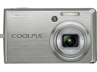 ニコン COOLPIX S600