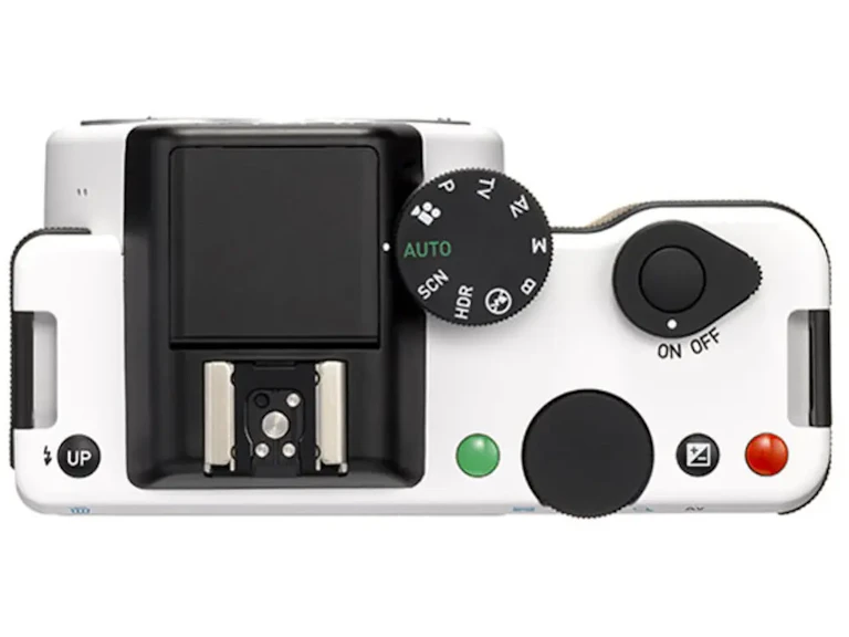 PENTAX K-01 ボディ "ホワイト×ブラック"の新品/中古の在庫一覧 3枚目