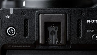 Nikon ZRの音声機能・端子まわりのレビュー