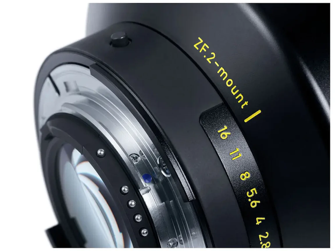 Otus 1.4/100 ZF.2 ニコン用の新品/中古の在庫一覧 3枚目