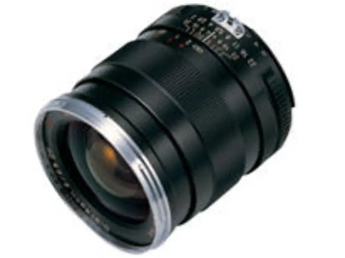 Distagon T* 2/28 ZF
