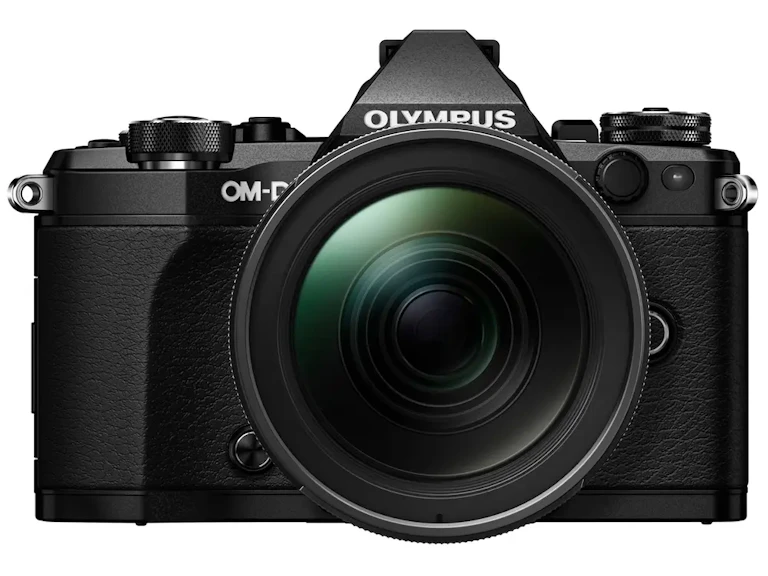 OLYMPUS OM-D E-M5 Mark II 12-40mm F2.8 レンズキット "ブラック"の新品/中古の在庫一覧 2枚目