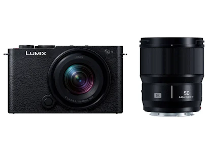 LUMIX S9(DC-S9W) ダブルレンズキット "ジェットブラック"