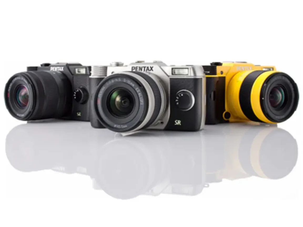 PENTAX Q7 ダブルズームキット "シルバー"の新品/中古の在庫一覧 5枚目