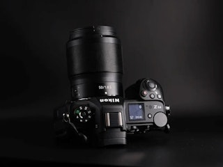 Nikon NIKKOR Z 50mm f/1.8 Sのビルド品質と耐候性レビュー