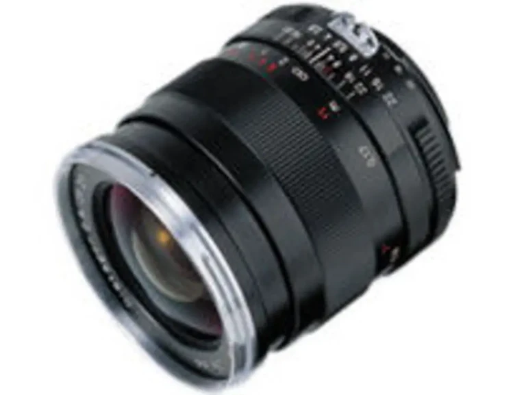 Distagon T* 2.8/25 ZF
