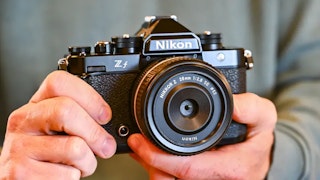 ボディ・操作性・EVF/液晶・メディア・価格の比較｜使う頻度が高い部分に注目