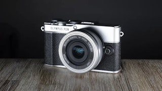 OLYMPUS OM SYSTEM M.ZUIKO DIGITAL ED 14-42mm F3.5-5.6 EZのデザインと携帯性のレビュー