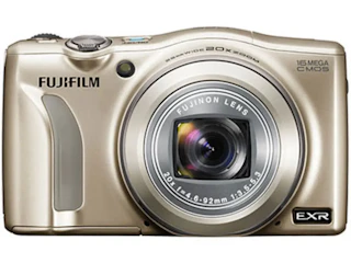 富士フイルム FinePix F770EXR "シャンパンゴールド"