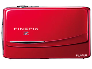 富士フイルム FinePix Z950EXR "レッド"
