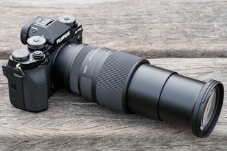 16-300mm F3.5-6.7 DC OSのデザインと操作性のレビュー