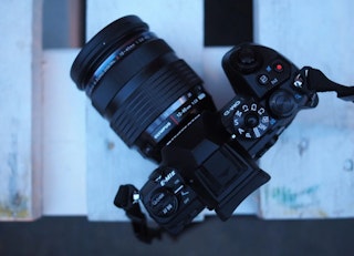 OLYMPUS OM-D E-M1 Mark II ボディのデザインと操作性のレビュー