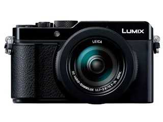 Panasonic LUMIX LX100 II：24mm相当の明るさと操作性で“写真を作る”寄り