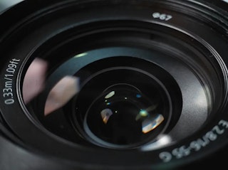 焦点距離はどう決まるのかを撮影者目線で理解する