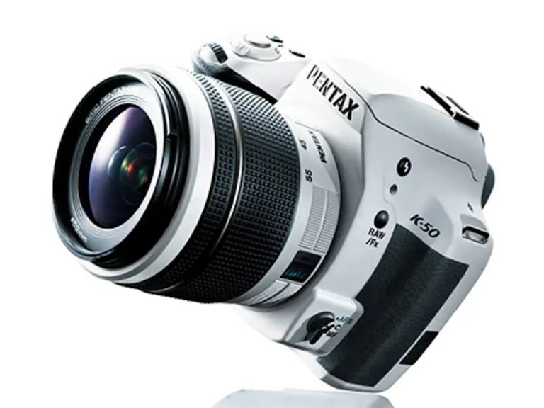 PENTAX K-50 レンズキット "ホワイト"の新品/中古の在庫一覧 3枚目