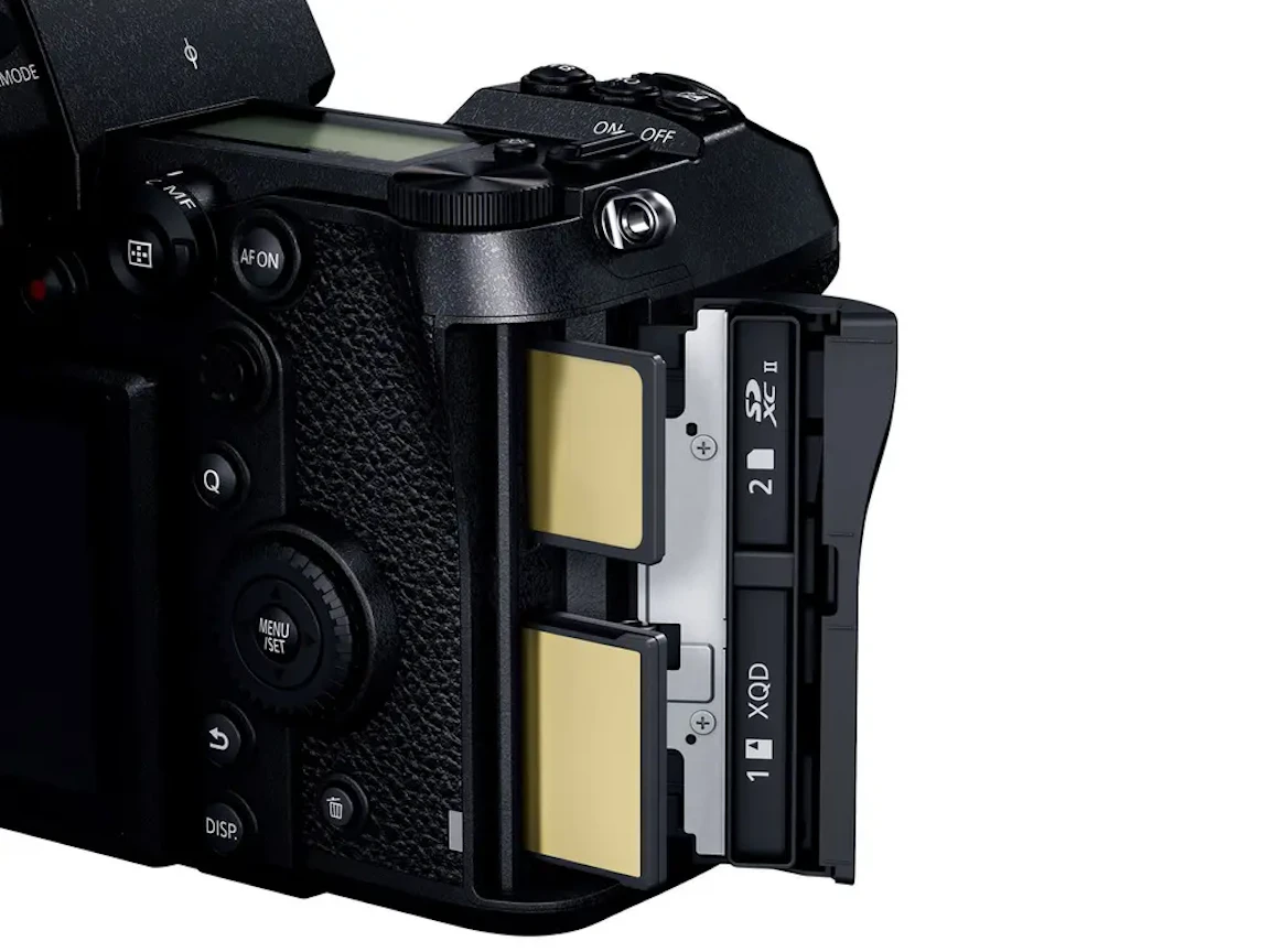 LUMIX S1R(DC-S1R) ボディの新品/中古の在庫一覧 5枚目