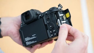 価格とシステムコストの比較｜本体価格・カード・編集環境まで見る