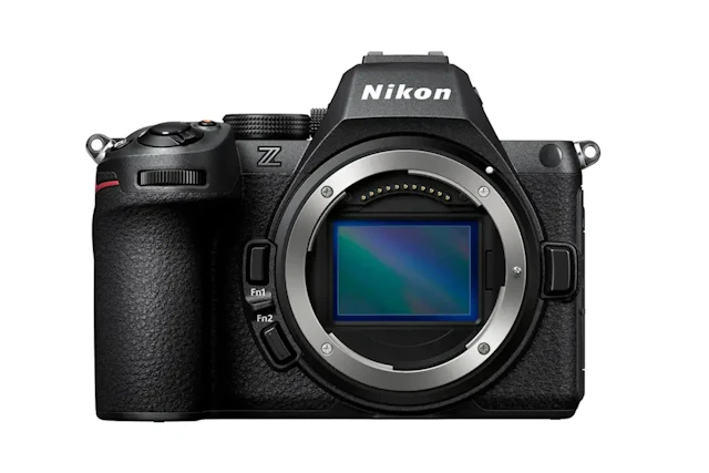 Nikon Z5IIが熱くなる原因と対処法|温度上昇警告・自動電源OFF・動画停止を解説