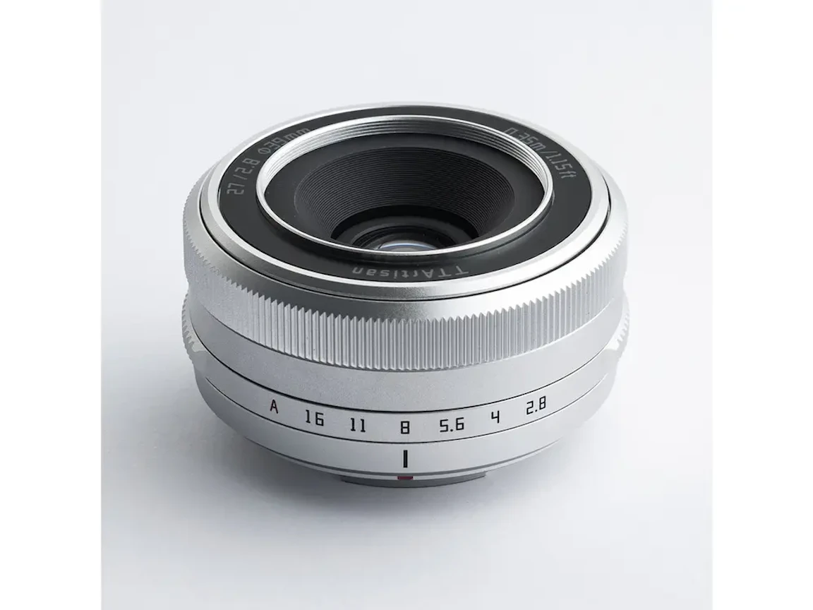 TTArtisan AF 27mm f/2.8 フジフイルム用 "シルバー"の新品/中古の在庫一覧 2枚目