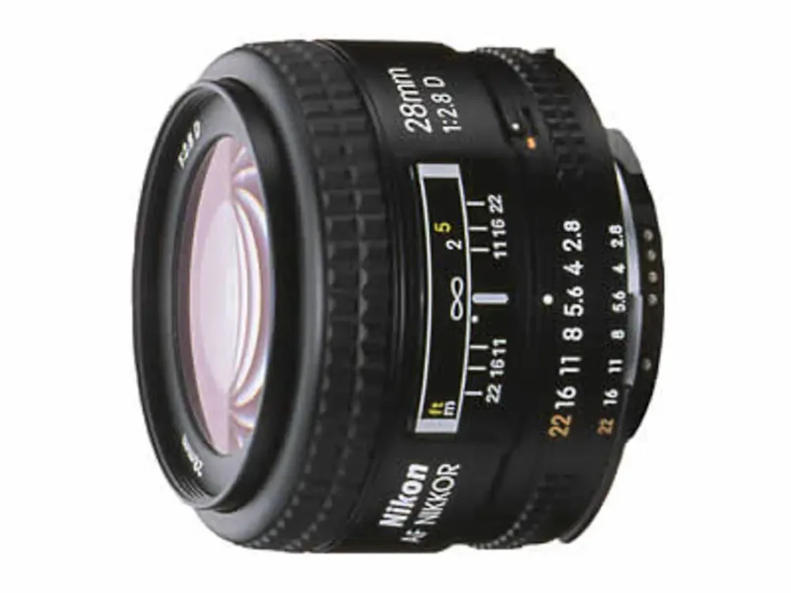 AI AF Nikkor 28mm f/2.8D