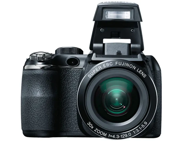 FinePix S4500 "ブラック"