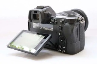 Nikon Z6の手ブレ補正・EVF・モニターのレビュー