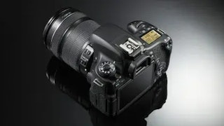 EOS 8000Dのデザインと操作性のレビュー