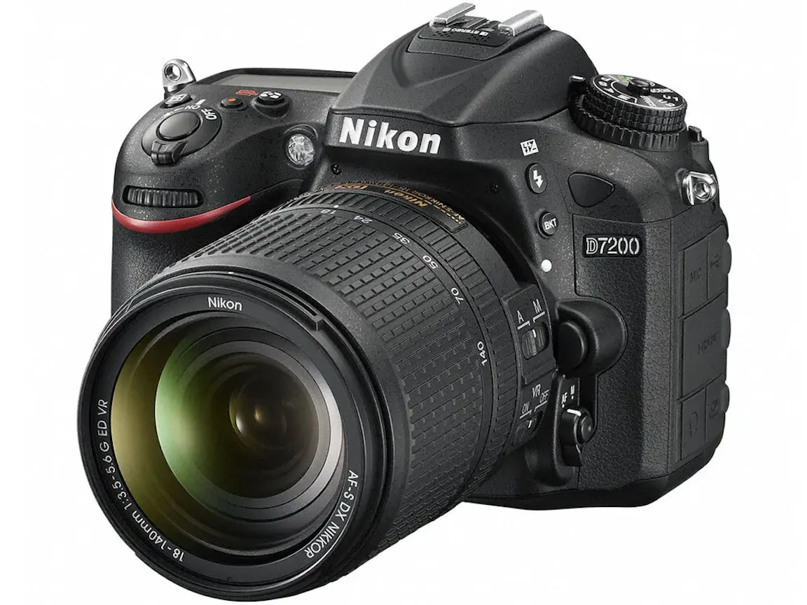 D7200 18-140 VR レンズキットの新品/中古の在庫一覧 2枚目