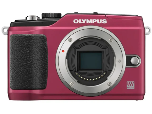 OLYMPUS PEN Lite E-PL2 ボディ "レッド"