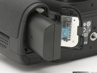 Canon EOS 5D Mark IIの耐久性・バッテリー・記録メディアのレビュー