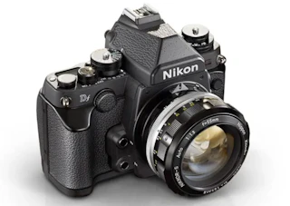 Nikon Dfのレビュー比較まとめ 高感度と操作感が光るフルサイズ一眼レフ