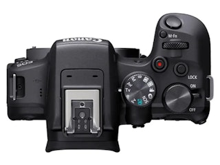 Canon EOS R10のファームウェアは更新した方がいい?