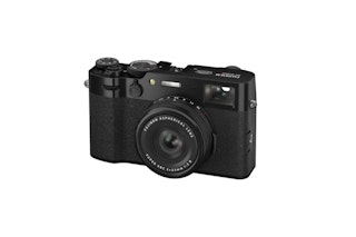 カメラ3位：X100VI 日英2言語設定モデル ブラック