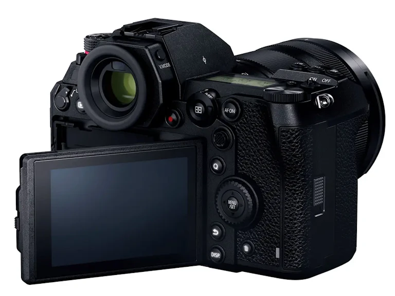 LUMIX S1M(DC-S1M) 標準ズームSレンズキットの新品/中古の在庫一覧 4枚目