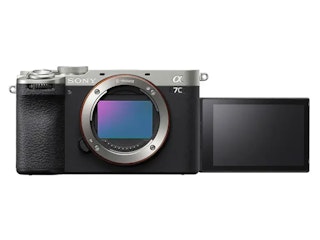 SONY α7C II｜軽いフルサイズを持ち歩きたい人向け
