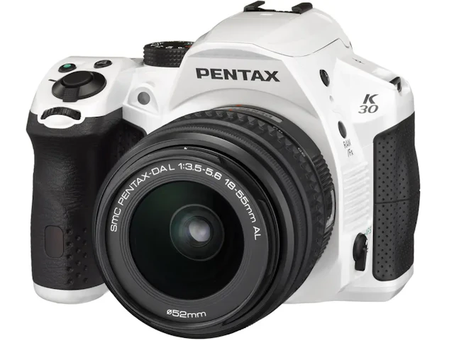 PENTAX K-30 ダブルズームキット "クリスタルホワイト"