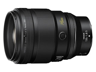 Nikon NIKKOR Z 135mm f/1.8 S Plena:周辺まで美しく整うNikon Zの大口径135mm