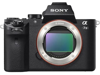 Sony α7 II:フルサイズ中古おすすめ、ボディ内手ブレ補正で夜に強い
