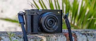 FUJIFILM X-E5の充電方法と必要なもの
