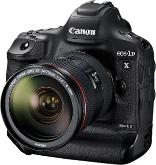 EOS-1D X Mark II・Nikon D5との違い