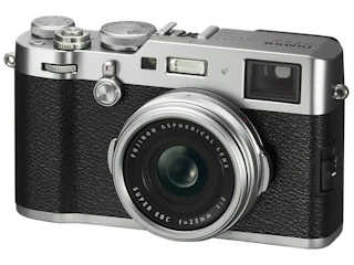 富士フイルム X100F "シルバー"