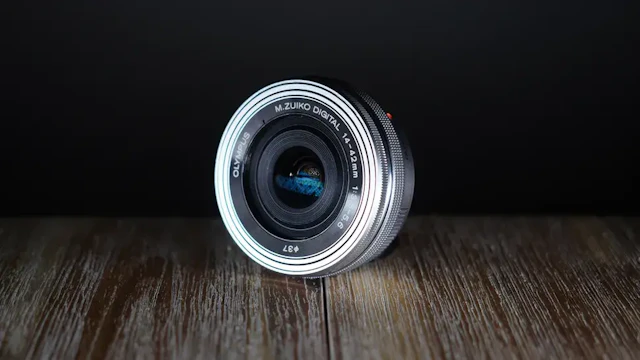 【2026年版】OLYMPUS OM SYSTEM M.ZUIKO DIGITAL ED 14-42mm F3.5-5.6 EZのレビュー比較まとめ 携帯性重視の標準ズームに最適