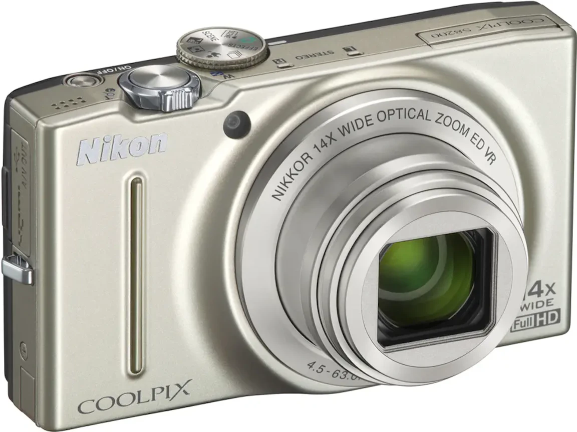COOLPIX S8200 "プラチナシルバー"の新品/中古の在庫一覧 2枚目
