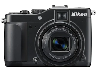 ニコン COOLPIX P7000