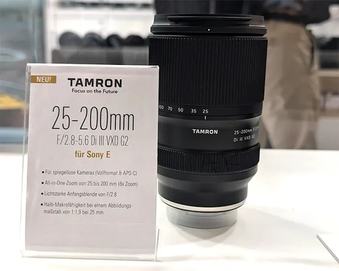 【リーク】タムロン 25-200mm F2.8-5.6 G2の実機画像公開。初期価格は約11万円が目安