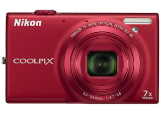 ニコン COOLPIX S6100 "スーパーレッド"
