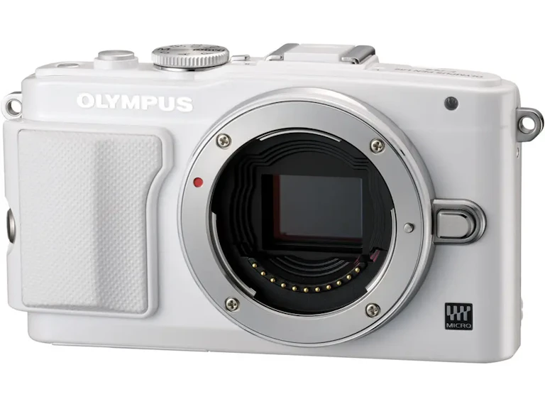OLYMPUS PEN Lite E-PL6 ボディ "ホワイト"