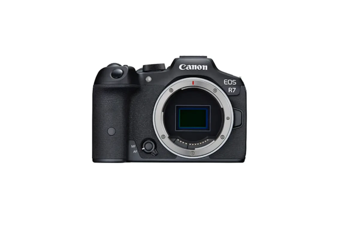 【リーク】Canon EOS R7 Vの発売日はいつ？価格予想・比較・予約まとめ